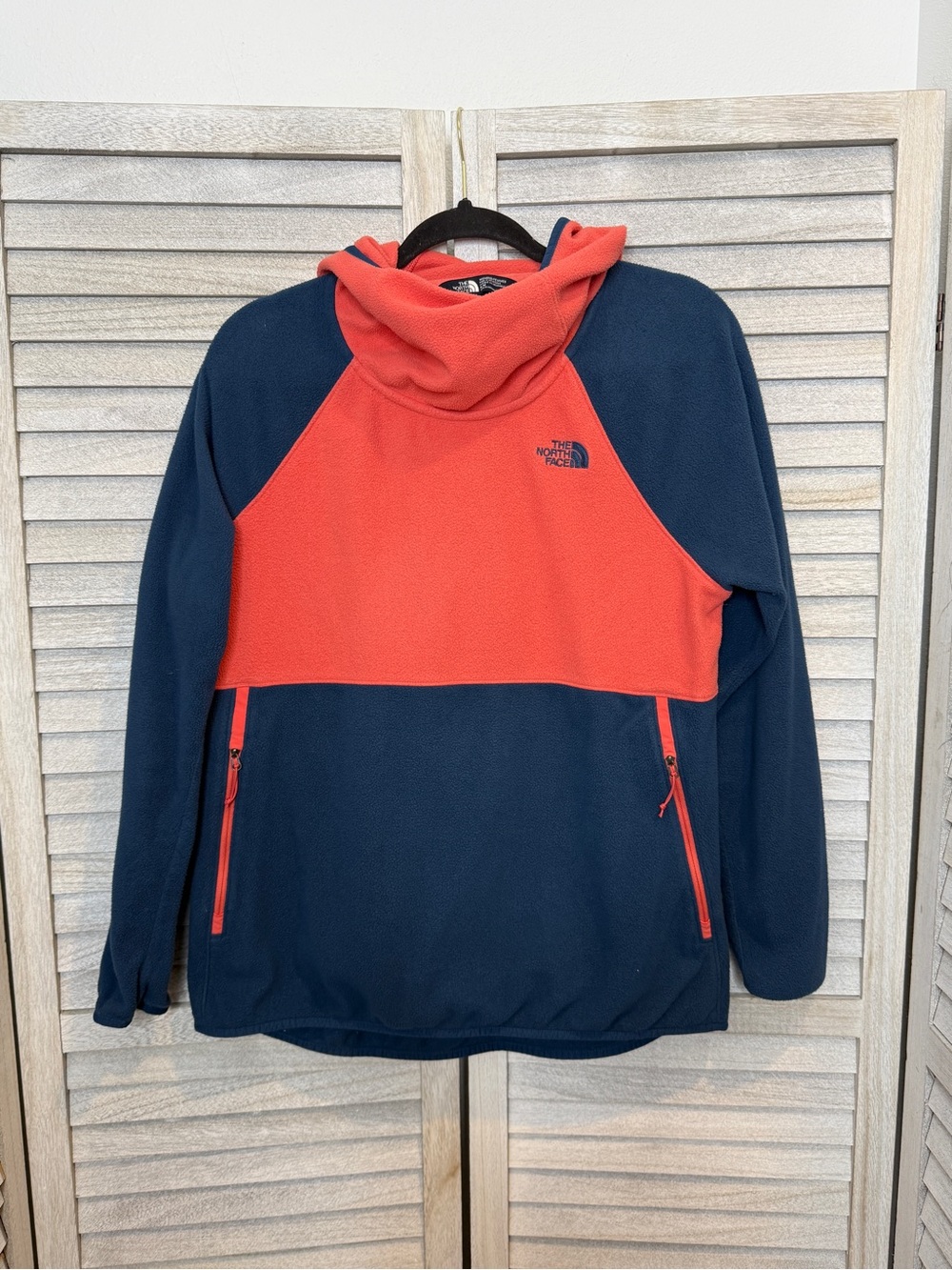 The North Face Women’s Fleece Pullover Size Medium